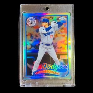 Shohei Ohtani Topps Chrome Refractor Baseball Card ~ Los Angeles Dodgers